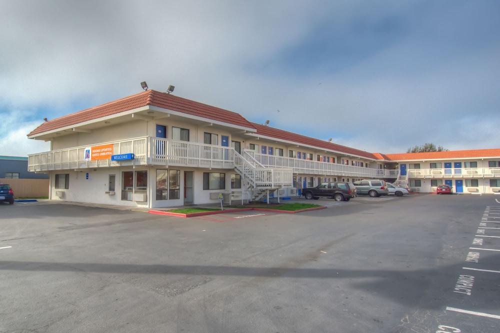 Motel 6-Eureka, Ca Redwood Coast Exterior photo