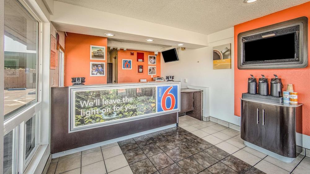Motel 6-Eureka, Ca Redwood Coast Exterior photo